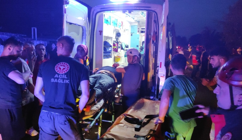 Vakıf'ta feci kaza 7 yaralı