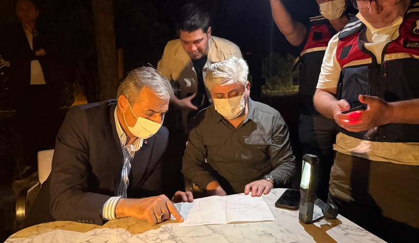 Vali Doğan ve Başkan Alemdar yangın bölgesinde