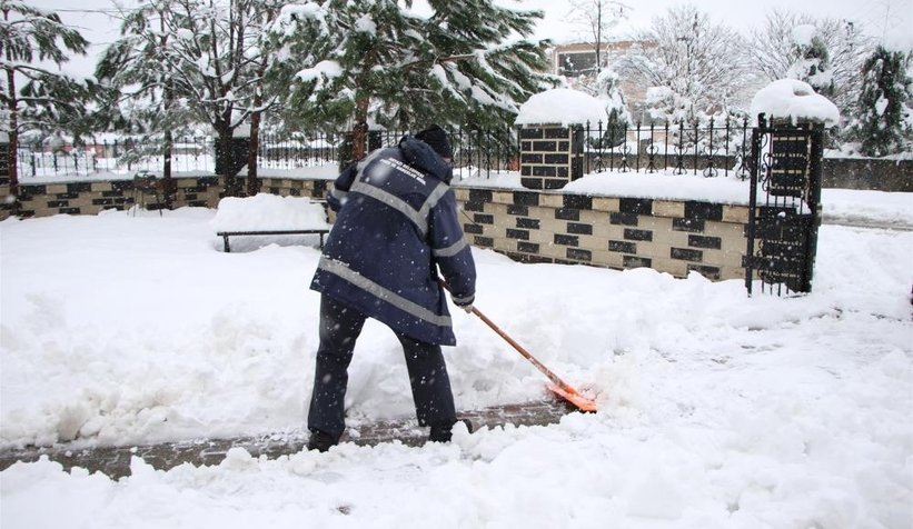 Vali Kaldırım, karla mücadele çalışmalarını inceledi