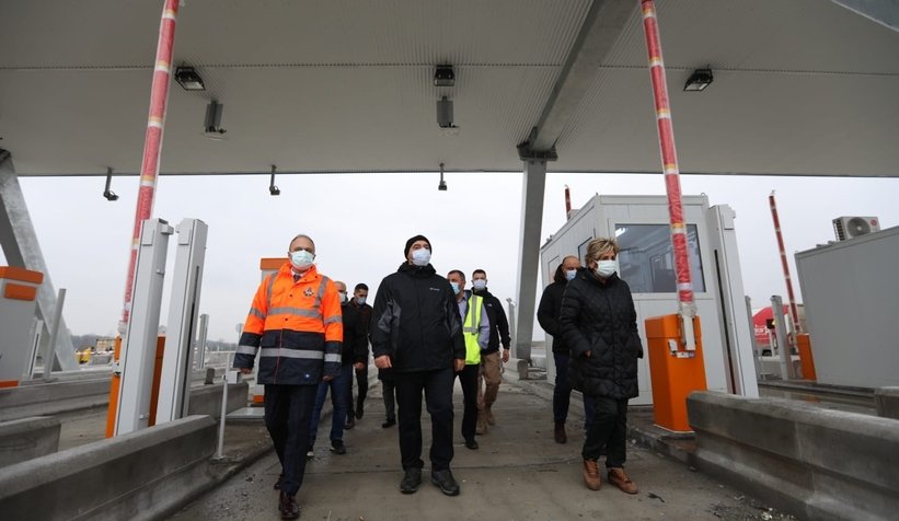 Vali Kaldırım otoyolda açılış öncesi inceleme yaptı