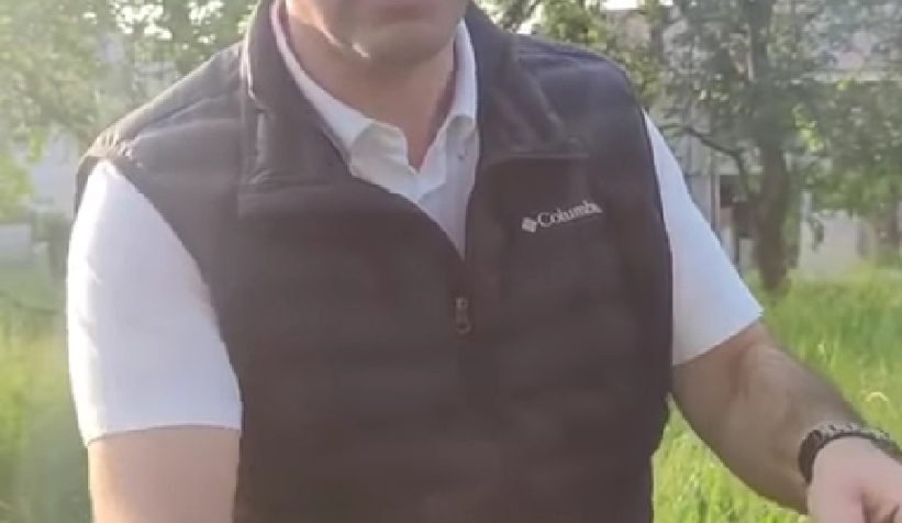 vali-kaldirim-tirpanla-ot-bictiuey4sy81dv