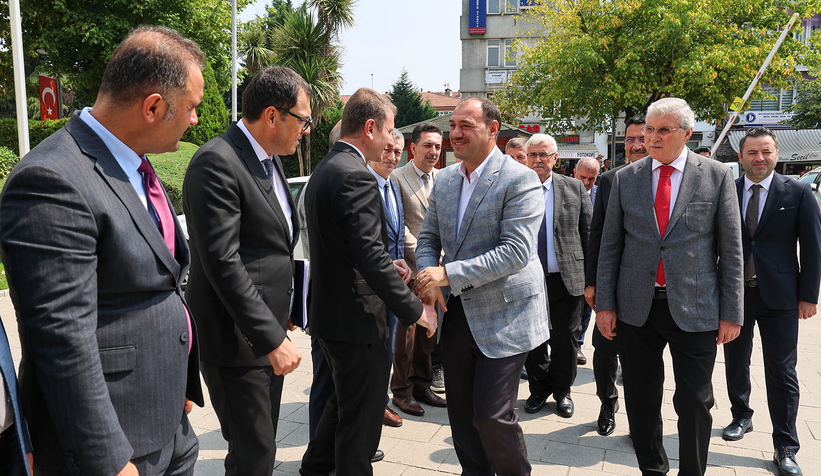 Vali Kaldırım’dan Yüce’ye veda ziyareti