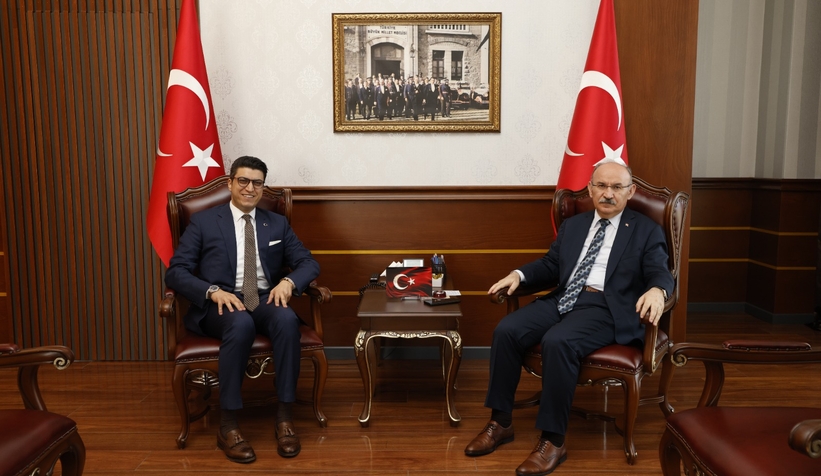 vali-karadeniz-sakarya-yi-her-yonuyle-tanimaya-devam-ediyormg1vcjvyrw