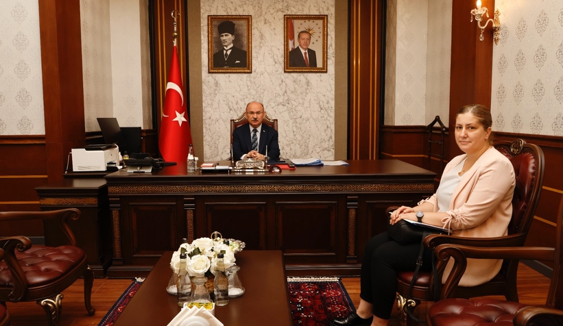 vali-karadeniz-sakarya-yi-her-yonuyle-tanimaya-devam-ediyormg1vcjvyrw