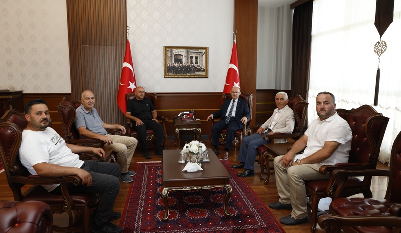 vali-karadeniz-sakarya-yi-her-yonuyle-tanimaya-devam-ediyormg1vcjvyrw