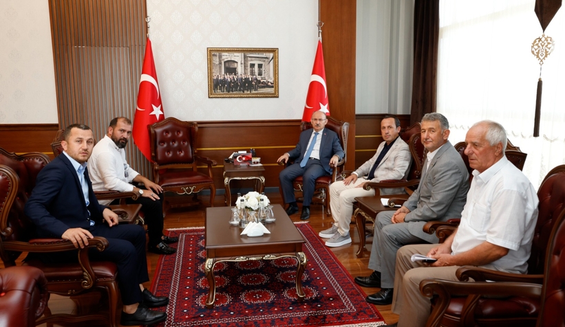 vali-karadenize-hayirli-olsun-ziyaretleri-devam-ediyordk1cedb1ql