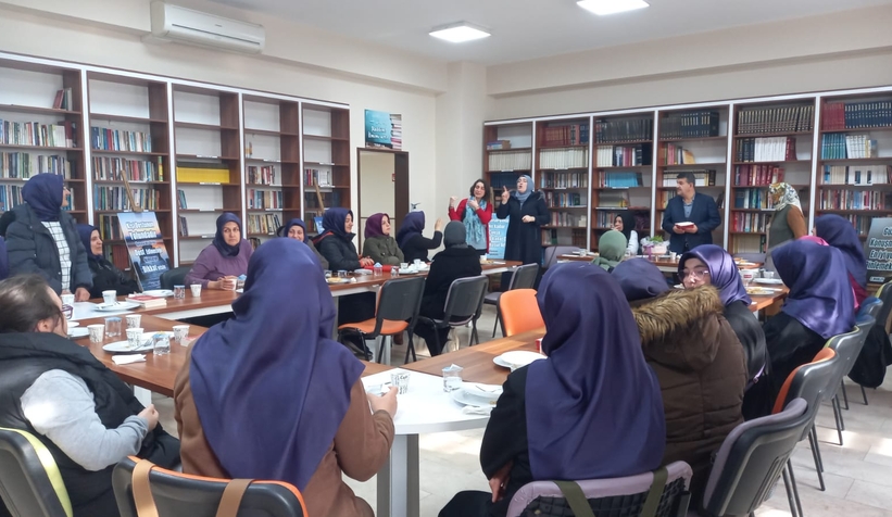 vali-mustafa-buyuk-kiz-aihl-den-dunya-engelliler-gunu-etkinligivm00lzrhyv