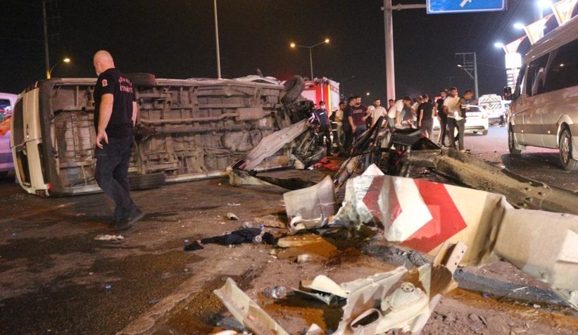 Vardiya dönüşü feci kaza: 7 yaralı