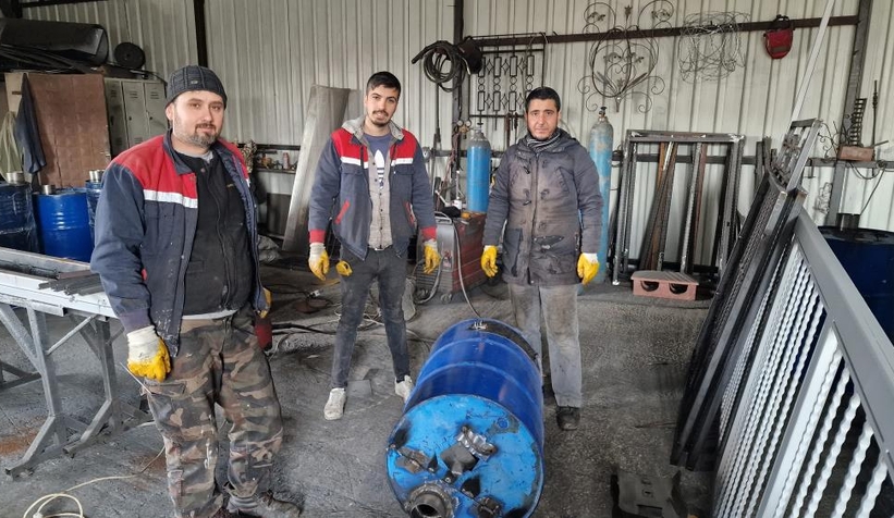 Variller depremzedeler için sobaya dönüşüyor