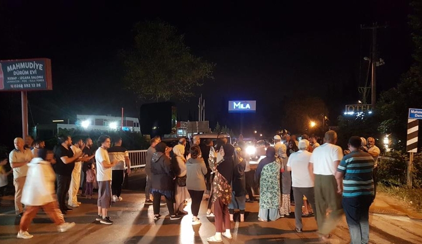 Vatandaşlar yolu kapattı
