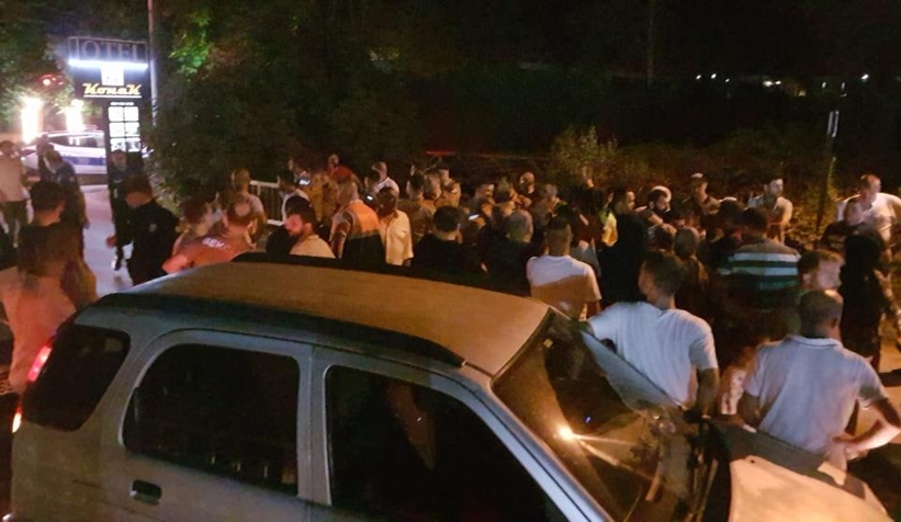 Vatandaşlar yolu kapattı