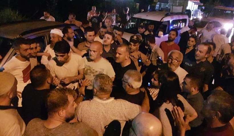 Vatandaşlar yolu kapattı