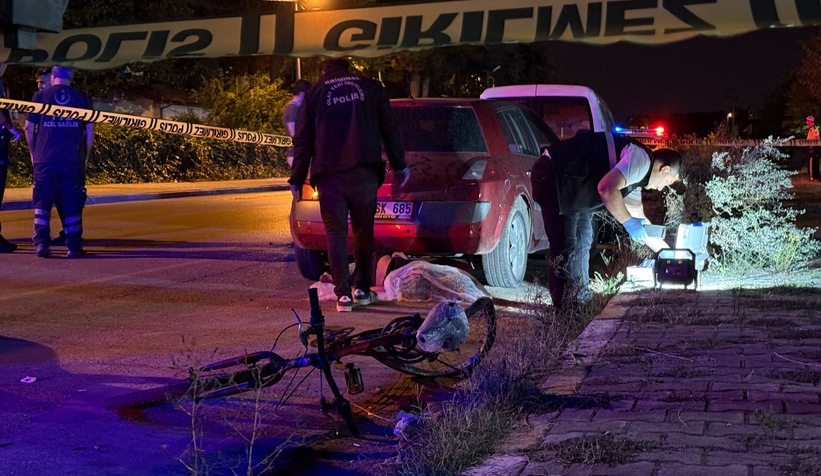 vicdanlari-sizlatan-kaza-bisikletli-oldu-surucu-kactit3dym1a5se