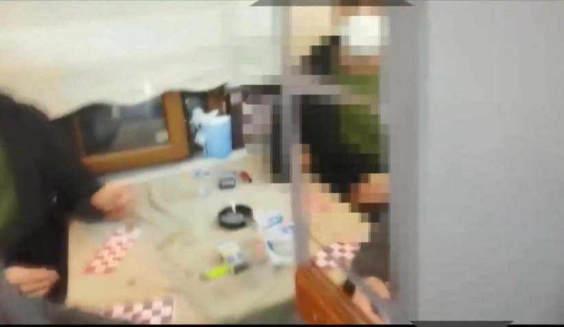  Villada tombala partisine polis baskını