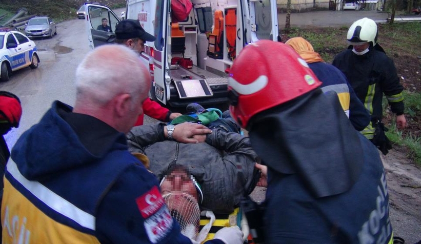 Vinç köprüden dereye uçtu