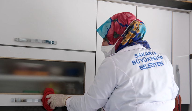 YADEM bayram öncesi yaşlıların yüzünde tebessüm oldu