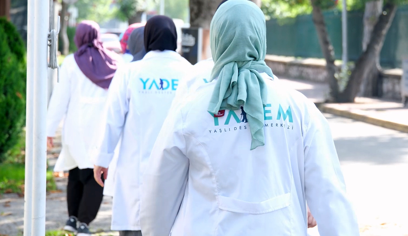 YADEM bayram öncesi yaşlıların yüzünde tebessüm oldu