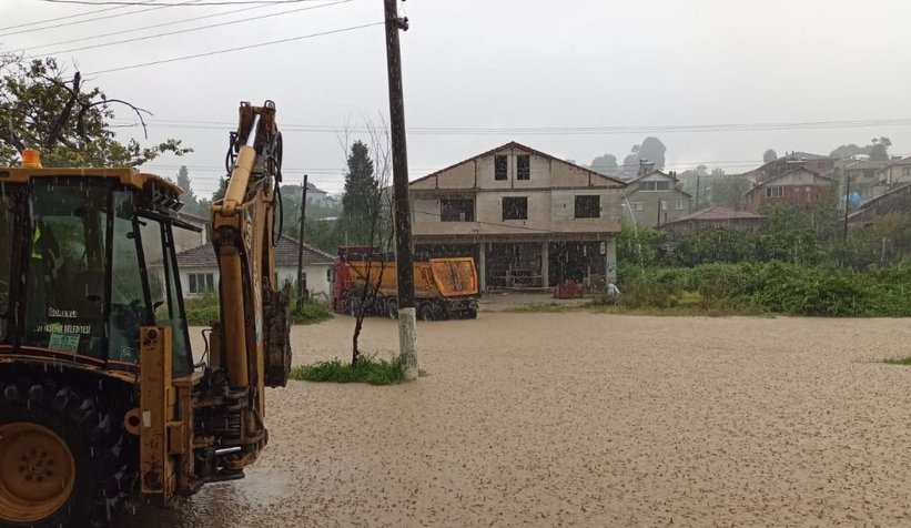 Yağış Yazılı'yı vurdu