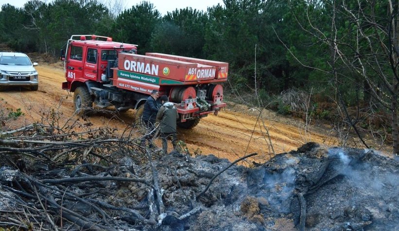Yaktığı anız fındıklığı kül edecekti