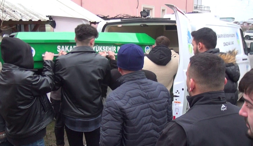 yanan-evde-yasli-kadin-oldutxh2ajntnd
