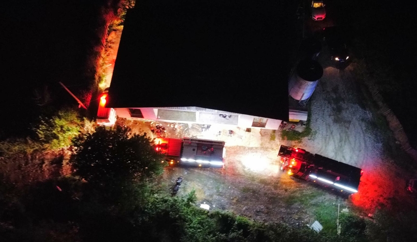 Yangın çiftliğe sıçramadan söndürüldü