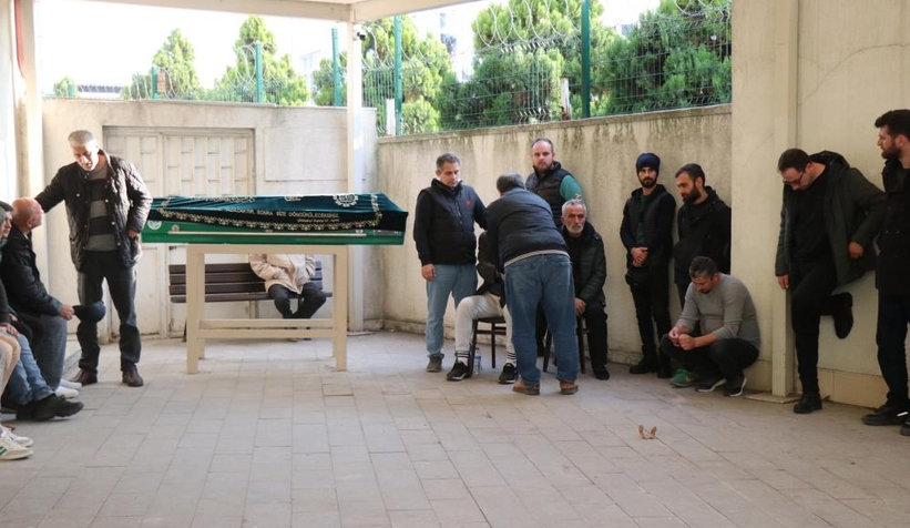 Yangın faciasında ölen 1'i çocuk 2 kişiye acı veda