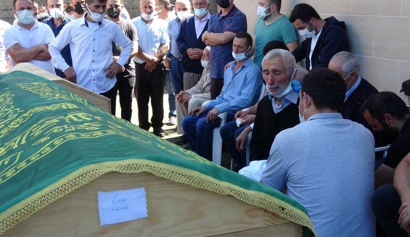 Yangın faciasında ölen baba ve 3 çocuğuna acı veda