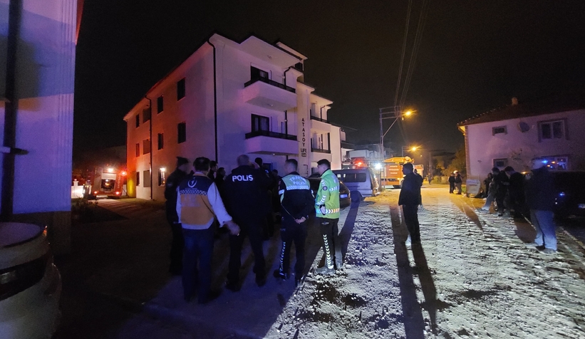 yanginda-mahsur-kalanlar-kurtarildizwzer2tzsj