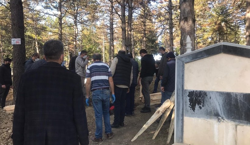 Yangında ölen karı kocaya acı veda