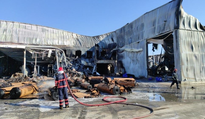 Yangının verdiği hasar gün ağarınca ortaya çıktı