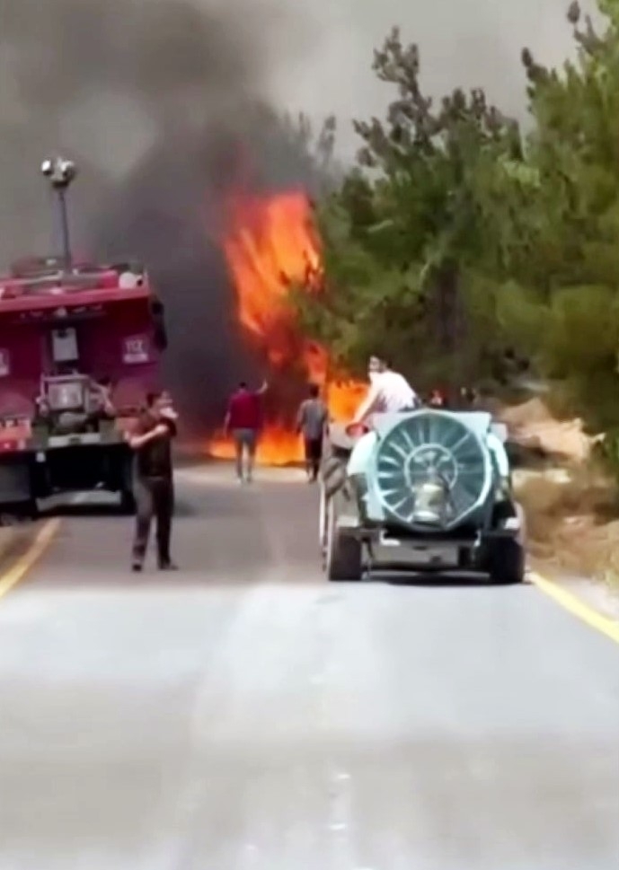 Yangınının görünmeyen kahramanları kamerada