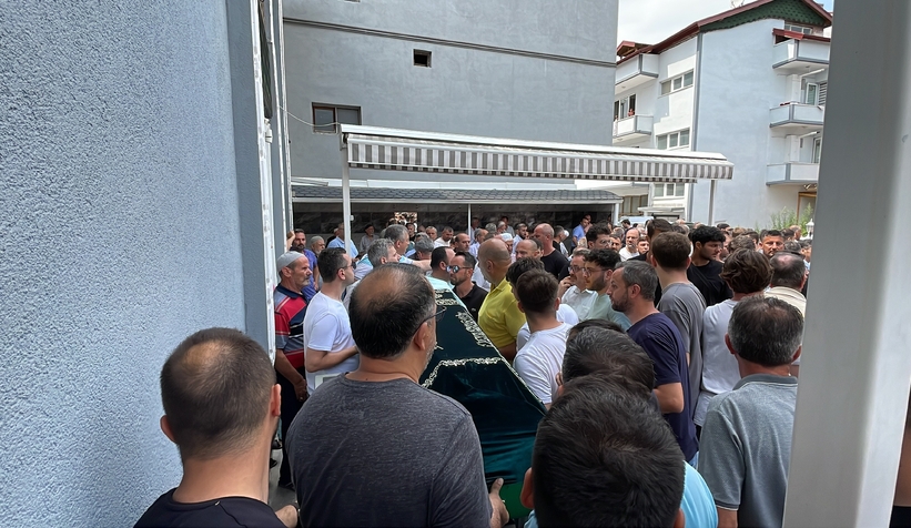 Yardım için girdiği denizde hayatını kaybetmişti, acı veda