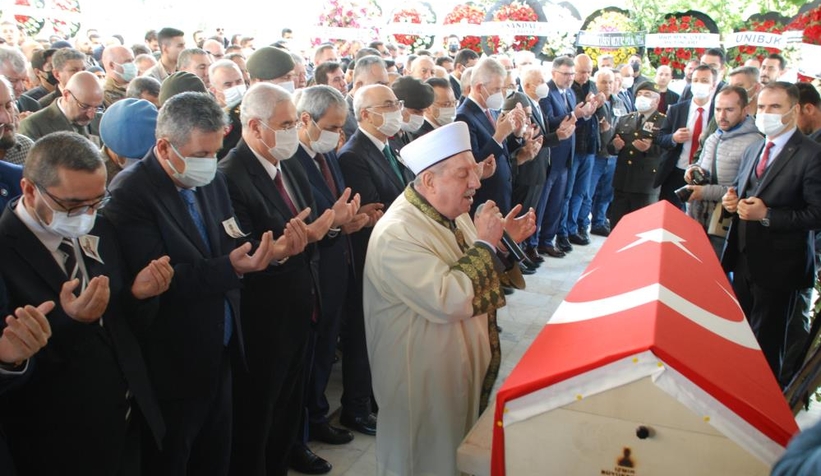 yargitay-cumhuriyet-savcisi-gure-son-yolculuguna-ugurlandirnphtxf4rh