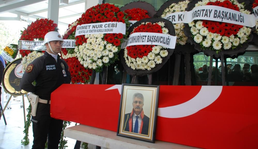 yargitay-cumhuriyet-savcisi-gure-son-yolculuguna-ugurlandirnphtxf4rh