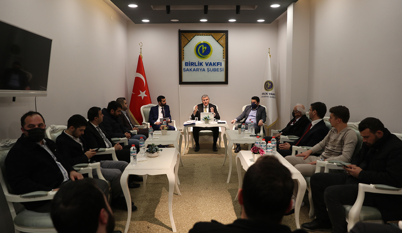 Yarının gençlerine ışık olacak ve hedeflere ulaştıracağız