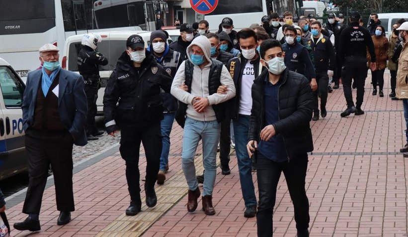 yasa-disi-bahis-operasyonunda-16-kisi-adliyeye-sevk-edildicfpwrln0bz