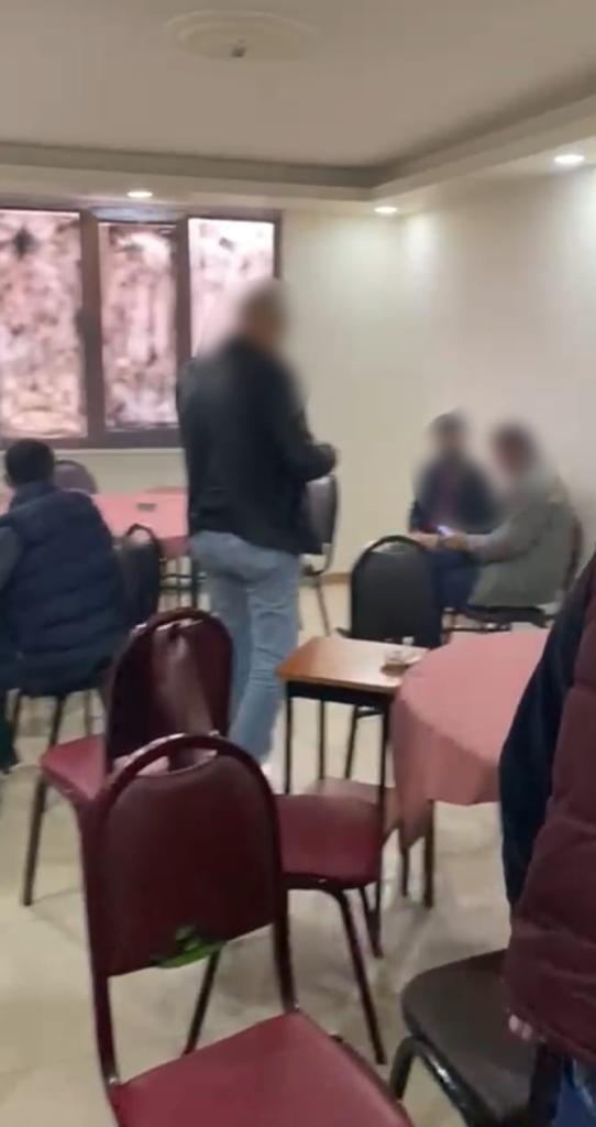 yasagi-deldiler-polis-baskininda-yakalandilarrnvgeuwwex