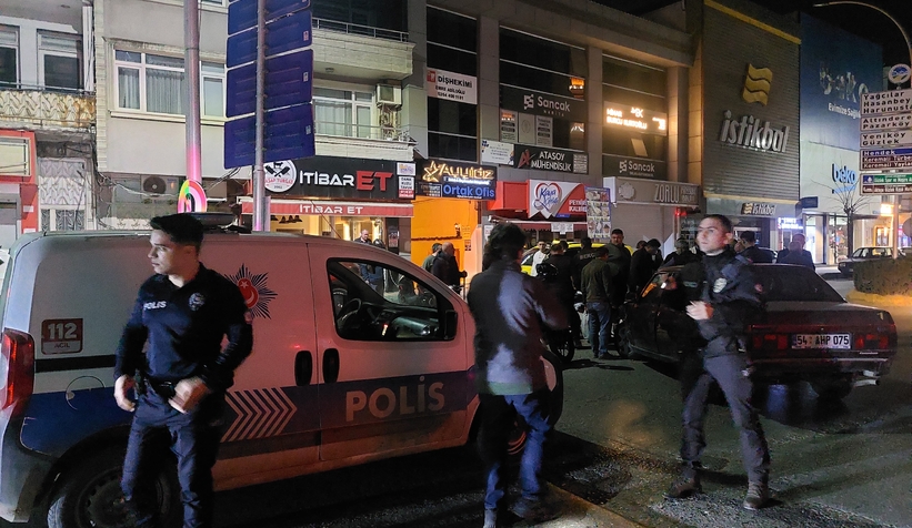 yasak-yerden-u-donusu-yapti-motosikletli-yaralandiwha4djzpwv