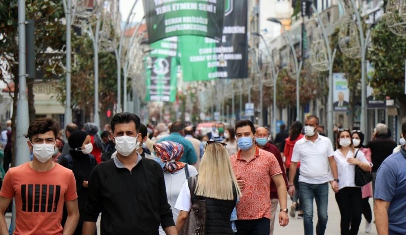 Yasaklar bitti çarşıya akın ettiler