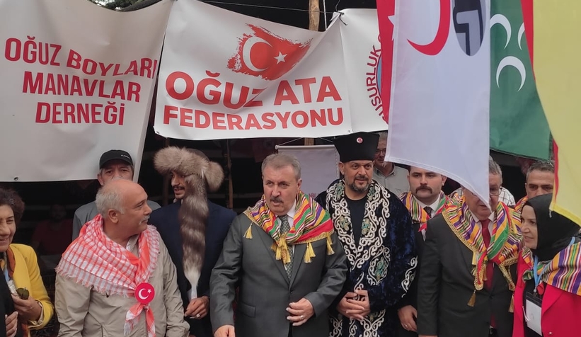 yasin-kobal-ve-meclis-uyeleri-ertugrul-gazi-yi-anma-etkinliklerine-katildiuxhtrddodn