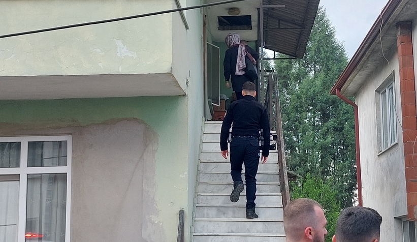 yasli-kadin-bayramlasmaya-gelen-cocuklarinca-olu-bulundusc9vckn5zl