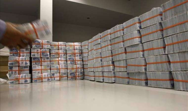 Yaşlı kadına kazı kazandan 2 milyon çıktı