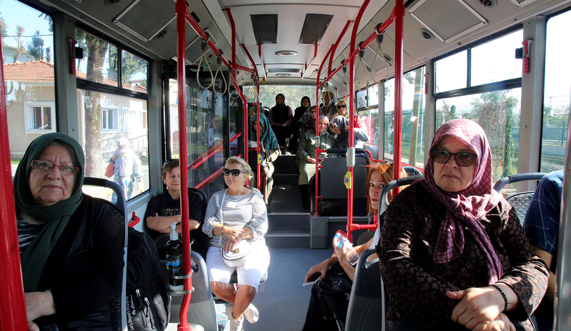 yaslilar-buyuksehir-yademle-kisa-bir-tatile-ciktizzb1aenkqu