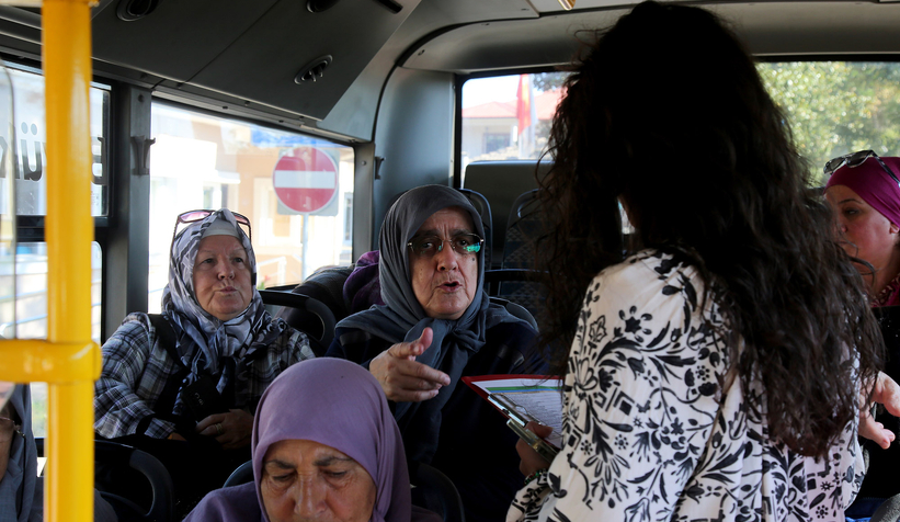 yaslilar-buyuksehir-yademle-kisa-bir-tatile-ciktizzb1aenkqu