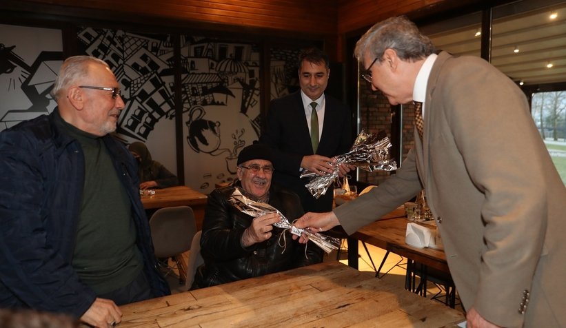 Yaşlılarımıza hizmet etmekten mutluluk duyuyoruz