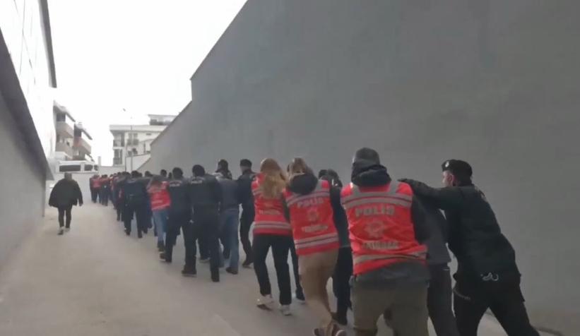 yatirim-vaadiyle-387-milyon-liralik-dolandiricilik-yaptilarclvrvnfqvm