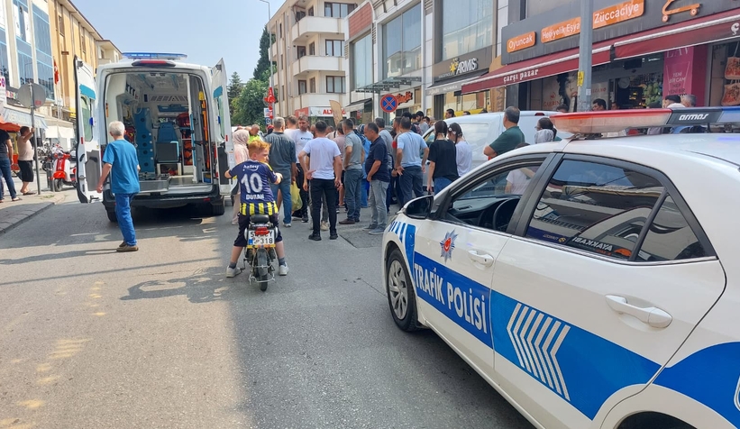 Yaya Kadına Kamyonet Çarptı: Sürücü Kaçtı, Vatandaş Takip Etti!