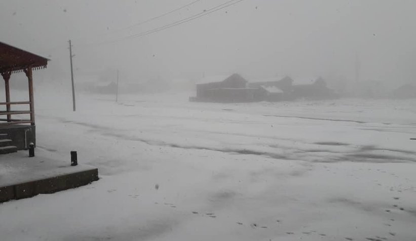 Yaylalardan kar fotoğrafları