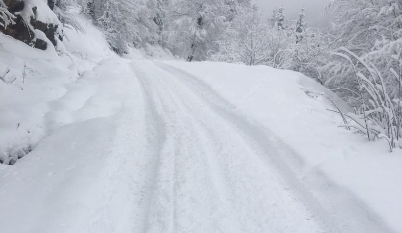 Yaylalardan kar manzaraları