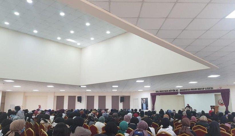 Yazar Rabia Christine Brodbeck'den imza günü